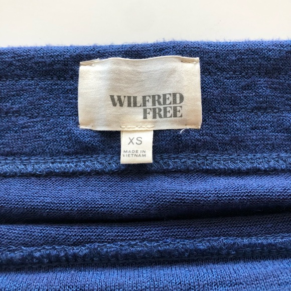Aritzia Wilfred Free Blue Stretchy Skirt with Ruching - Picture 6 of 7